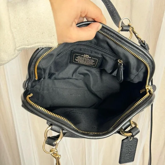 Coach black leather hand & crossbody bag - Picture 6 of 8